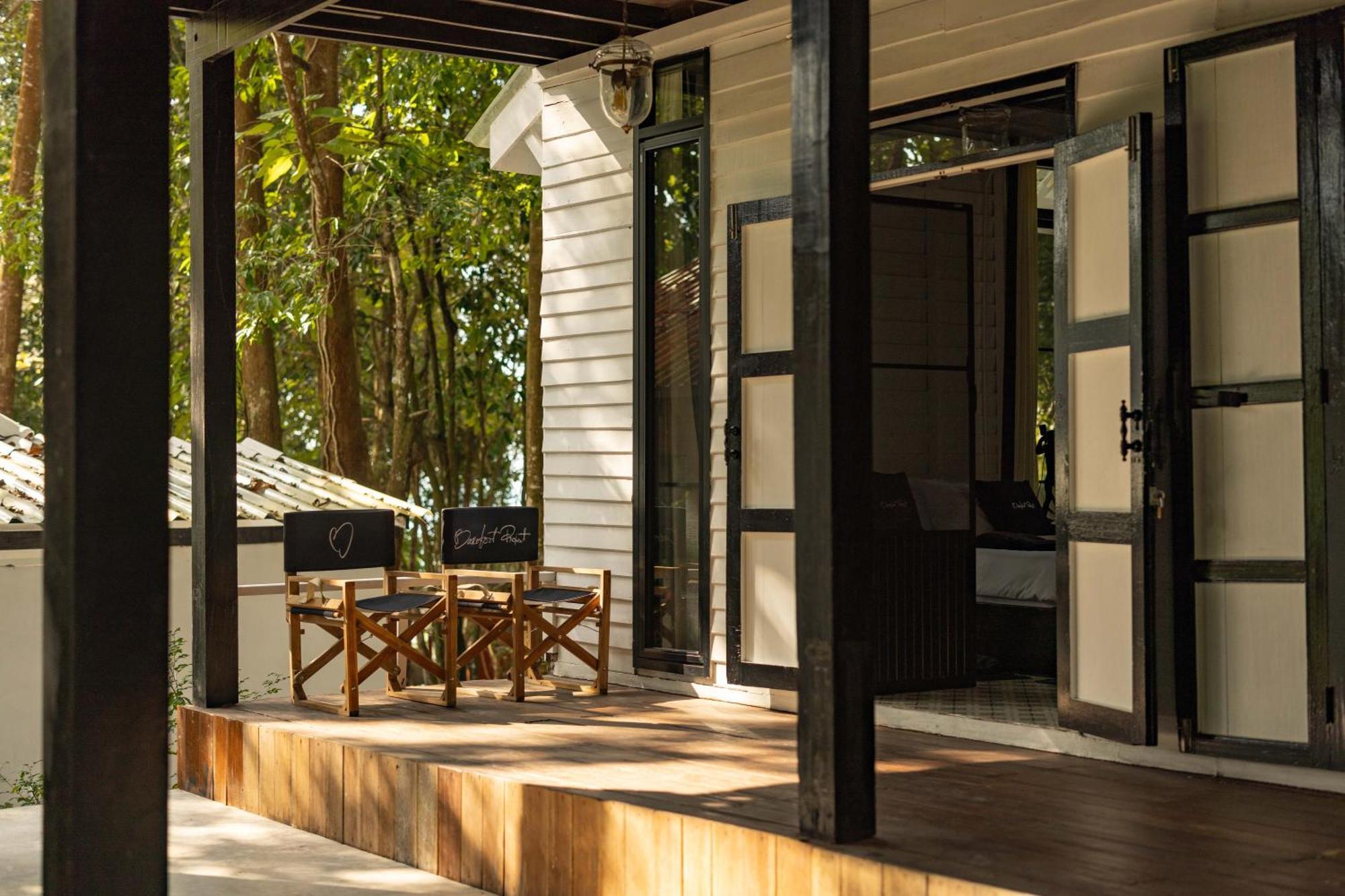 Barefoot Project Formerly Baan Klong Kleng Koh Phayam Exterior photo